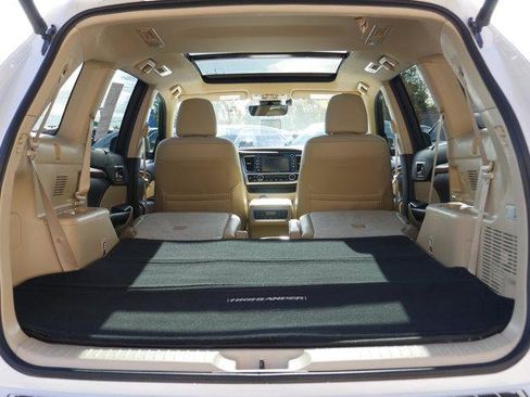 Used 2019 Toyota Highlander Limited Platinum image 7