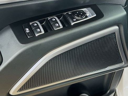 New 2025 Kia Telluride LX image 19