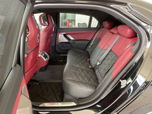 New 2026 BMW 740i w/ Premium Package image 27