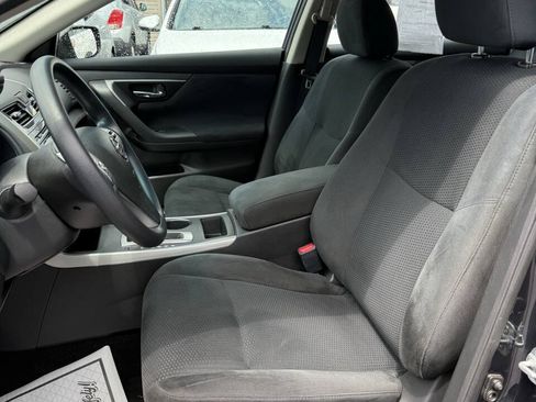 Used 2015 Nissan Altima 2.5 S w/ Power Driver Seat Package FWD image 9