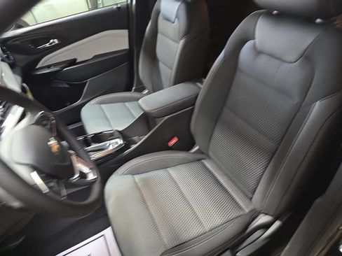 New 2026 Chevrolet Trax LT w/ Driver Confidence Package FWD image 15