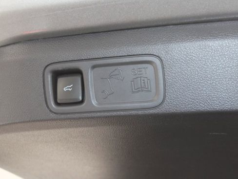 Used 2024 Ford Expedition Max Limited image 16