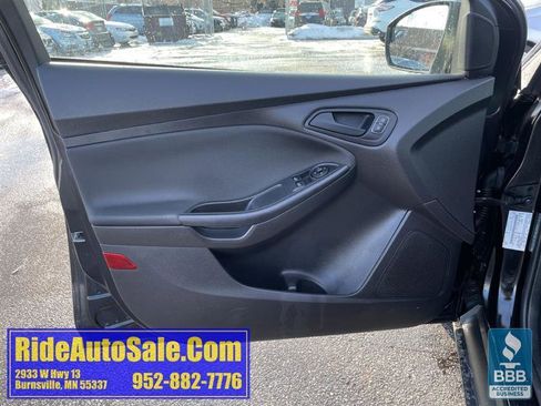 Used 2015 Ford Focus S image 9