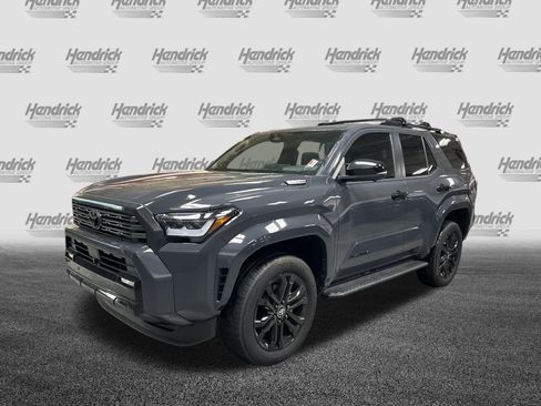 Certified 2026 Toyota 4Runner Platinum AWD/4WD image 3