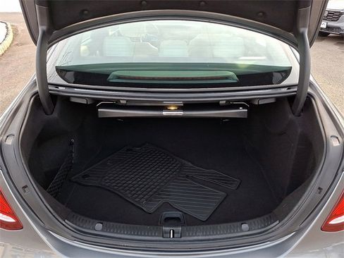 Used 2020 Mercedes-Benz E 350 4MATIC Sedan image 29