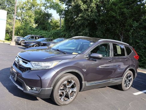 Used 2018 Honda CR-V Touring image 4