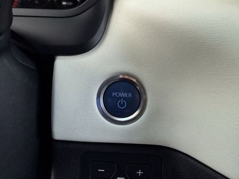 Used 2023 Toyota Sequoia Capstone image 23