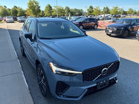 Used 2024 Volvo XC60 B5 Plus w/ Protection Package Premier AWD/4WD image 2