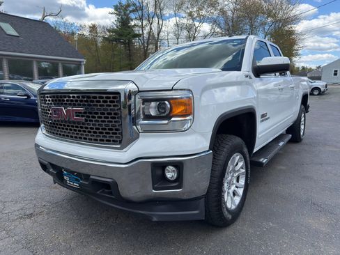 Used 2014 GMC Sierra 1500 SLE w/ SLE Value Package AWD/4WD image 3