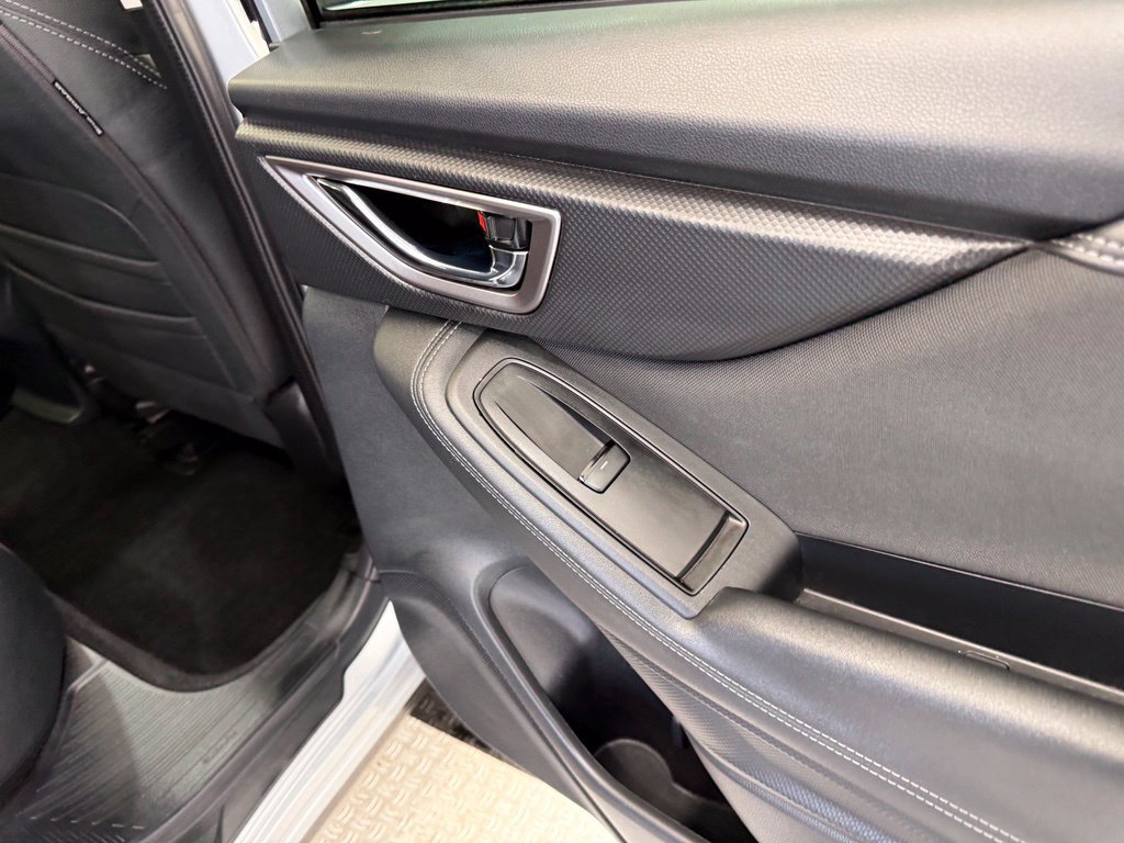 Used 2022 Subaru Forester Premium AWD/4WD image 30