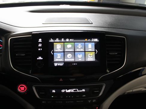 Used 2022 Honda Pilot Touring image 33