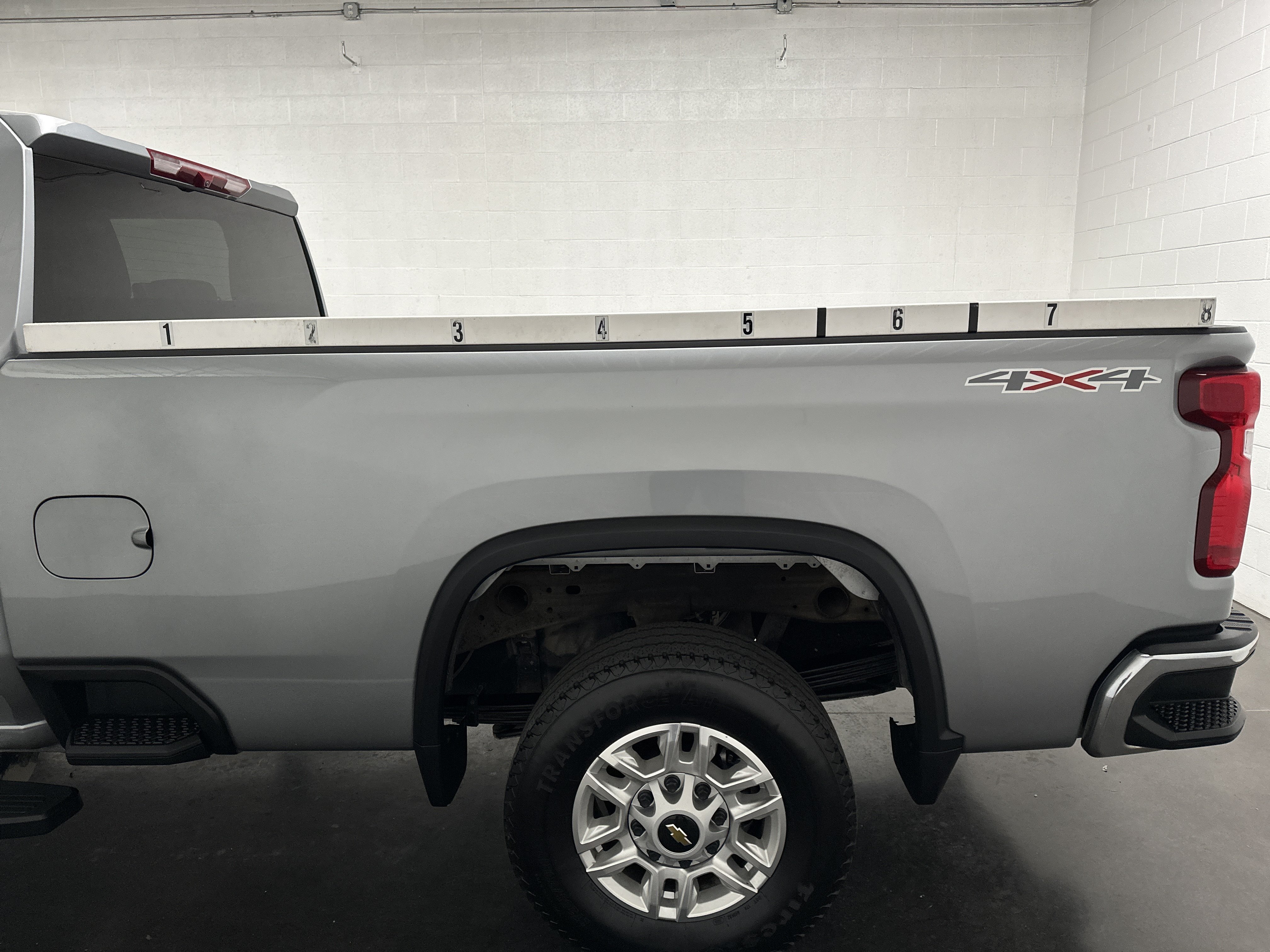Used 2025 Chevrolet Silverado 2500 LT w/ Safety Package AWD/4WD image 8