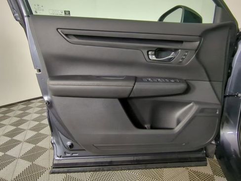 Used 2025 Honda CR-V Sport-L image 30