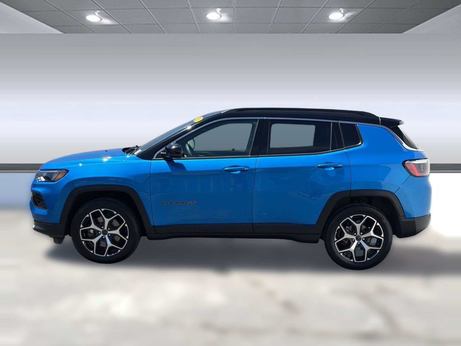 Used 2025 Jeep Compass Limited AWD/4WD image 2