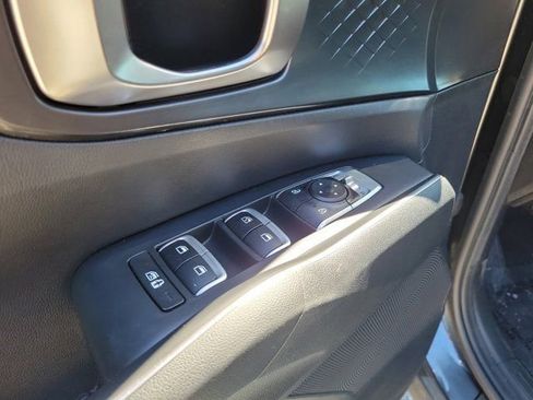 Used 2022 Kia Sorento S image 23