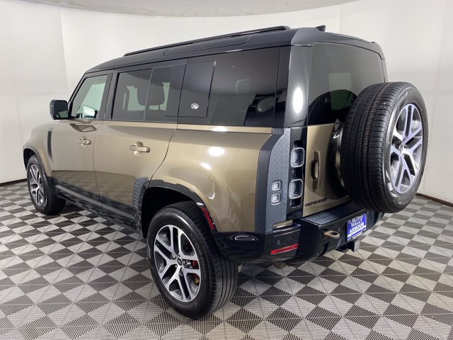 Used 2022 Land Rover Defender 110 X AWD/4WD image 11