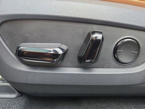 Certified 2025 Lexus RX 350 Premium FWD image 10