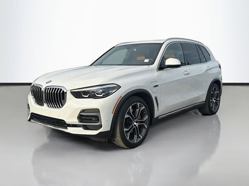 Used 2022 BMW X5 xDrive45e w/ Luxury Seating Package image 7