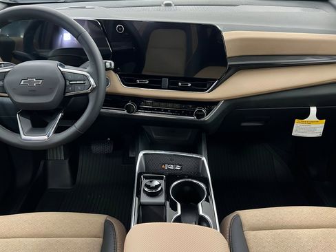 New 2026 Chevrolet Equinox ACTIV w/ Convenience Package III image 14