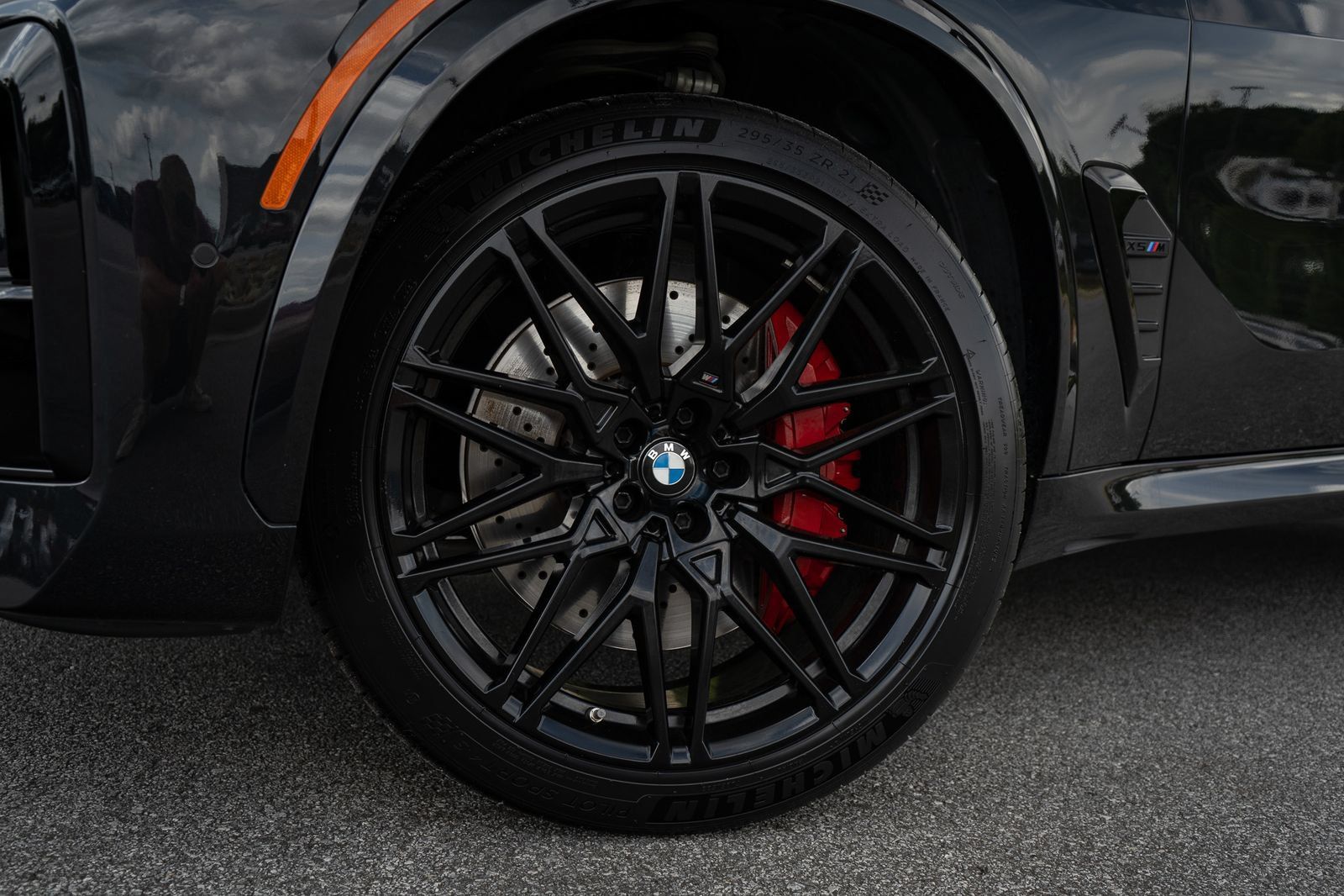 Used 2026 BMW X5 M Competition w/ Executive Package AWD/4WD image 7