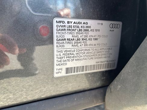 Used 2020 Audi SQ5 Premium Plus w/ Premium Plus Package image 35