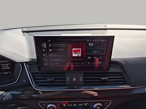 Used 2024 Audi SQ5 Prestige image 40