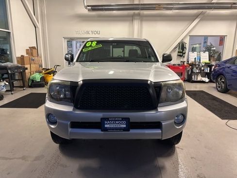 Used 2008 Toyota Tacoma Base image 2