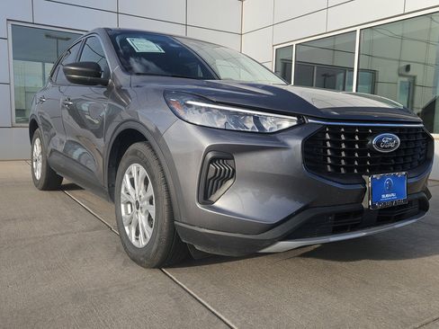 Used 2024 Ford Escape Active FWD image 4