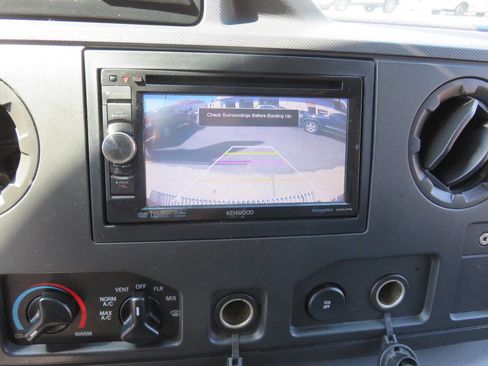 Used 2013 Ford E-250 and Econoline 250 Extended w/ PWR Group image 17