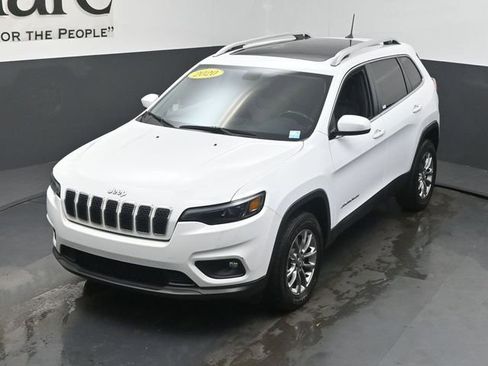Used 2020 Jeep Cherokee Latitude Plus w/ Comfort/Convenience Group AWD/4WD image 45