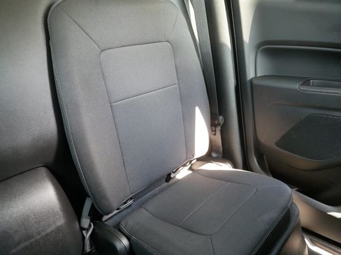 Used 2022 Chevrolet Colorado LT w/ LT Convenience Package AWD/4WD image 14