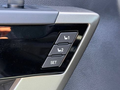 New 2026 Toyota Tundra Limited AWD/4WD image 18