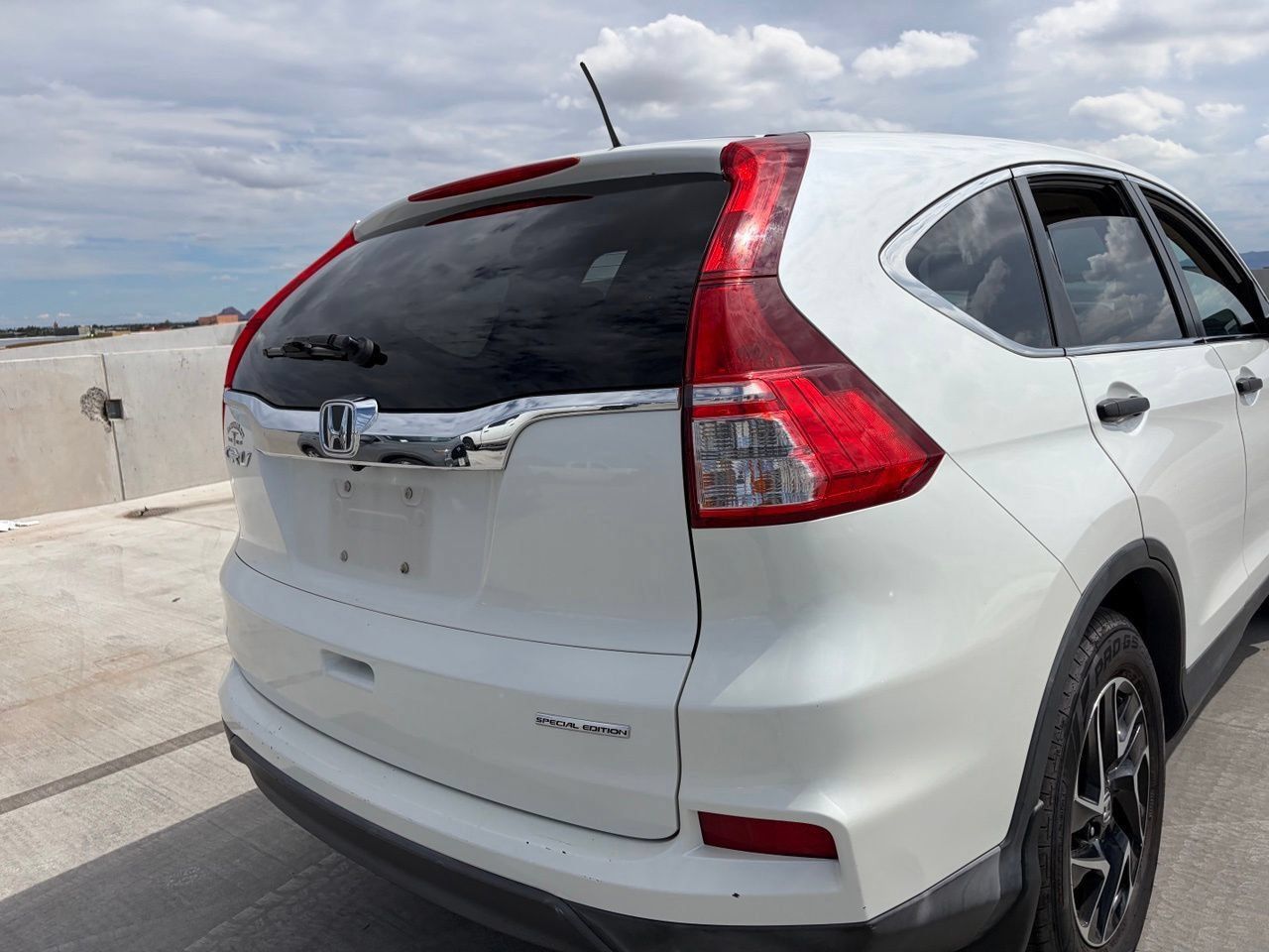 Used 2016 Honda CR-V SE image 4