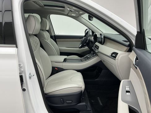 Used 2021 Hyundai Palisade Limited image 24