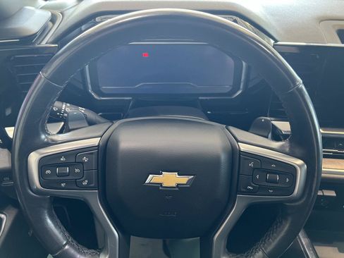 Used 2022 Chevrolet Silverado 1500 LTZ w/ LTZ Premium Package AWD/4WD image 36