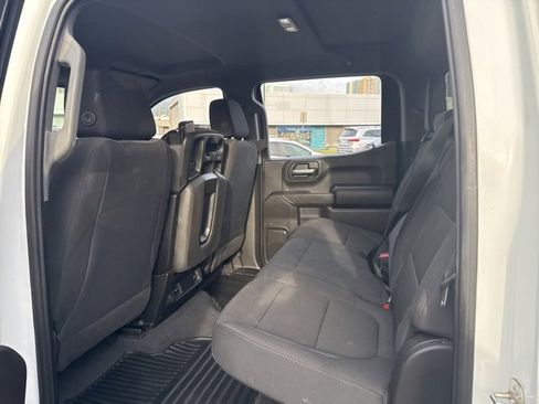 Used 2021 Chevrolet Silverado 1500 Custom image 10