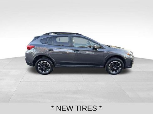 Used 2023 Subaru Crosstrek 2.0i Premium image 6