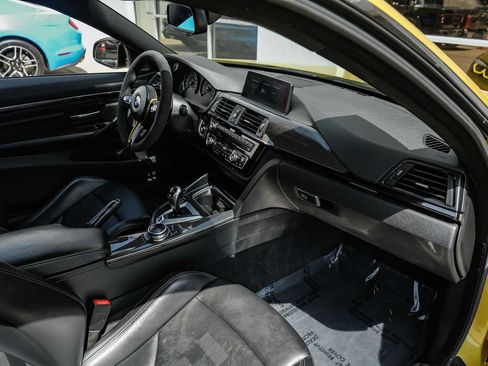 Used 2015 BMW M4 Coupe RWD image 18