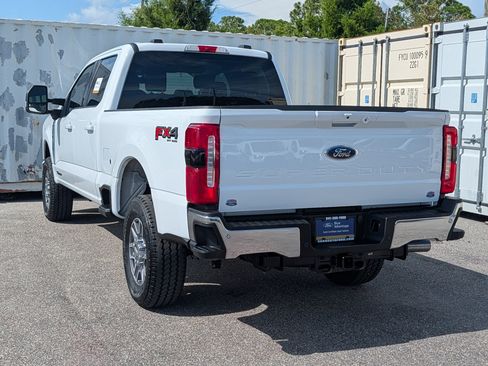 Certified 2026 Ford F250 Lariat w/ FX4 Off-Road Package AWD/4WD image 6