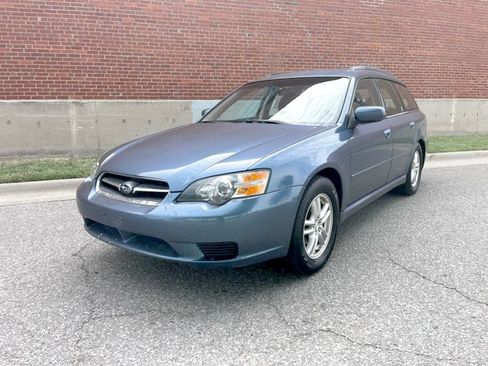 Used 2005 Subaru Legacy 2.5i AWD/4WD image 1