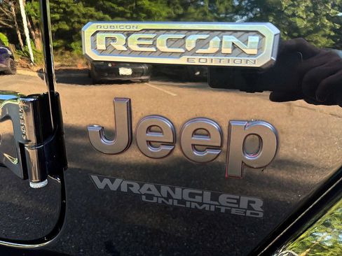 Used 2020 Jeep Wrangler Unlimited Rubicon w/ Quick Order Package 28Y Recon AWD/4WD image 15