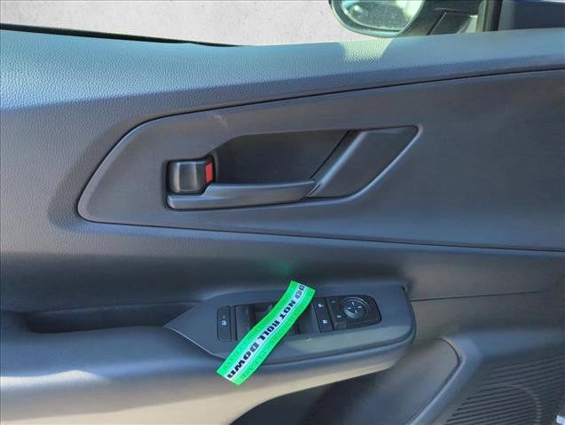 New 2026 Toyota Prius Plug-In Hybrid FWD image 11