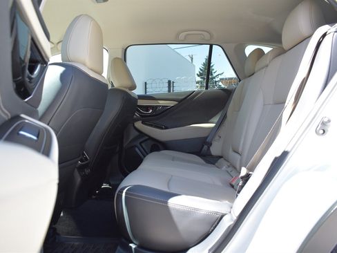 Used 2020 Subaru Outback Limited w/ Popular Package #2 AWD/4WD image 28