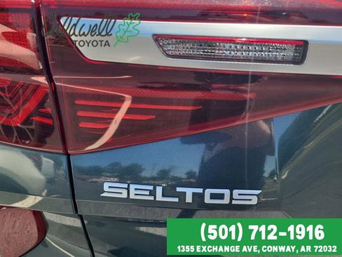 Used 2023 Kia Seltos S w/ Navigation Package FWD image 4