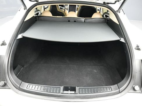 Used 2013 Tesla Model S Performance image 38