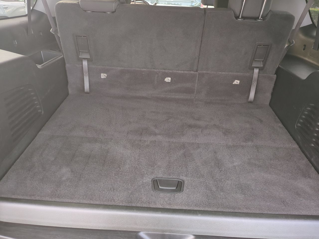 Used 2016 GMC Yukon XL SLE RWD image 25