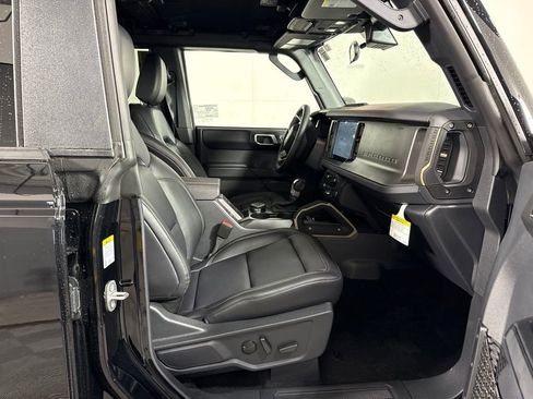 New 2026 Ford Bronco Badlands AWD/4WD image 15