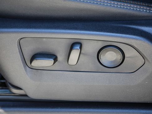 Used 2024 Chevrolet Silverado 3500 High Country image 15