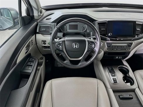 Certified 2023 Honda Ridgeline RTL image 3