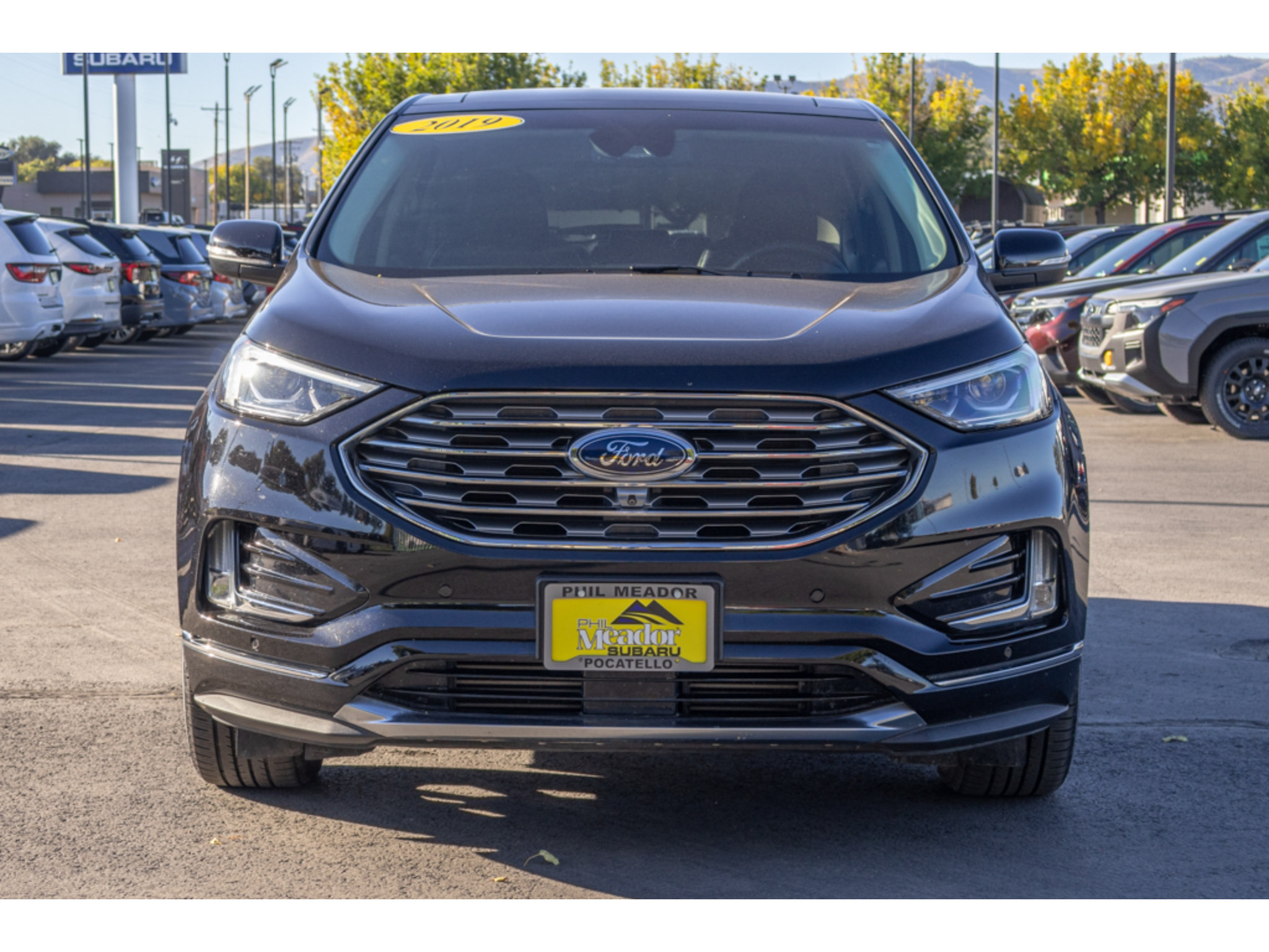Used 2019 Ford Edge Titanium w/ Equipment Group 301A FWD image 8
